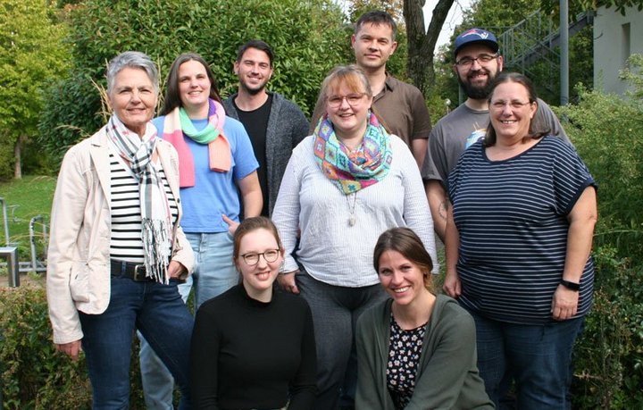 Frauen und Männer in Ausbildung zu Diakonen/Diakoninnen