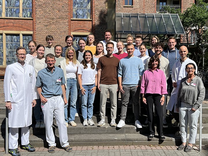 Vertreter der Diakonie Kliniken begrüßen 21 Studierende zu ihrem praktischen Jahr