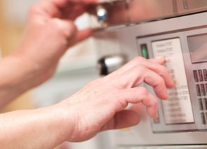 Spülmaschine anstellen