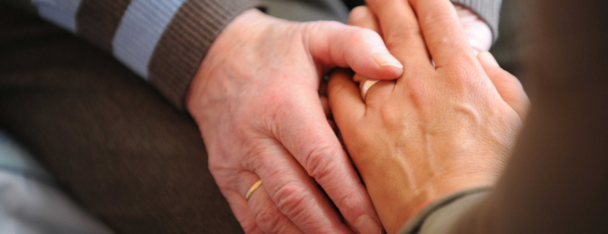 Hände, die trösten