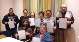 Die neuen Hospiz-Helferinnen und Helfer am Paul Marien Hospiz der Stiftung kreuznacher diakonie