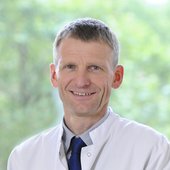 Porträt von Chefarzt Dr. Christoph von Buch