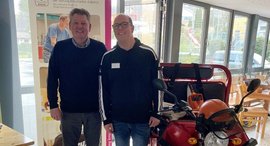 Der job|inklusivo-Stand der Stiftung kreuznacher diakonie beim Info-Abend der Paul Moor Schule in Kusel