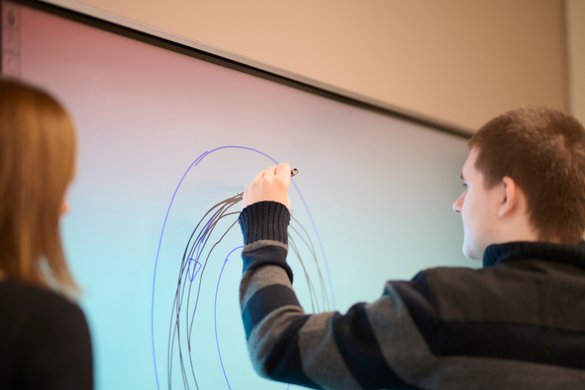 Bodelschwingh Schule Meisenheim - Unterricht an Whiteboard