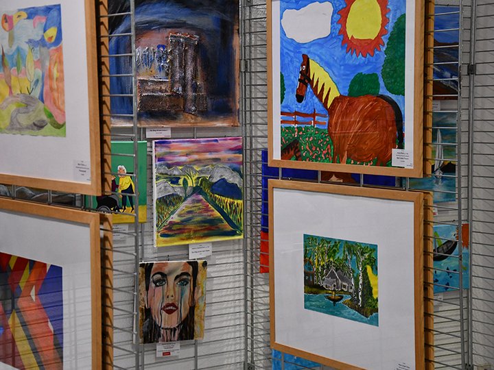 Kalenderausstellung im Foyer des Diakonie Krankenhauses Bad Kreuznach