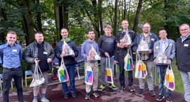 Die langjährig Beschäftigten der Werkstatt Asbacher Hütte der Stiftung kreuznacher diakonie wurden beim Tag der offenen Tür 2023 geehrt 