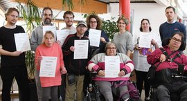Zertifikatüberreichung in der Werkstatt Bad Kreuznach 1 der Stiftung kreuznacher diakonie